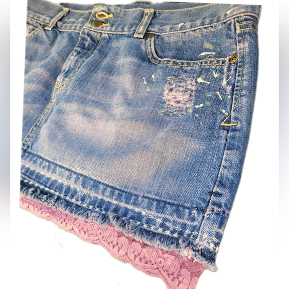SUPER RARE! DESTROYED Abercrombie & Fitch Pink Lace & Denim Mini Skirt - Picture 4 of 9
